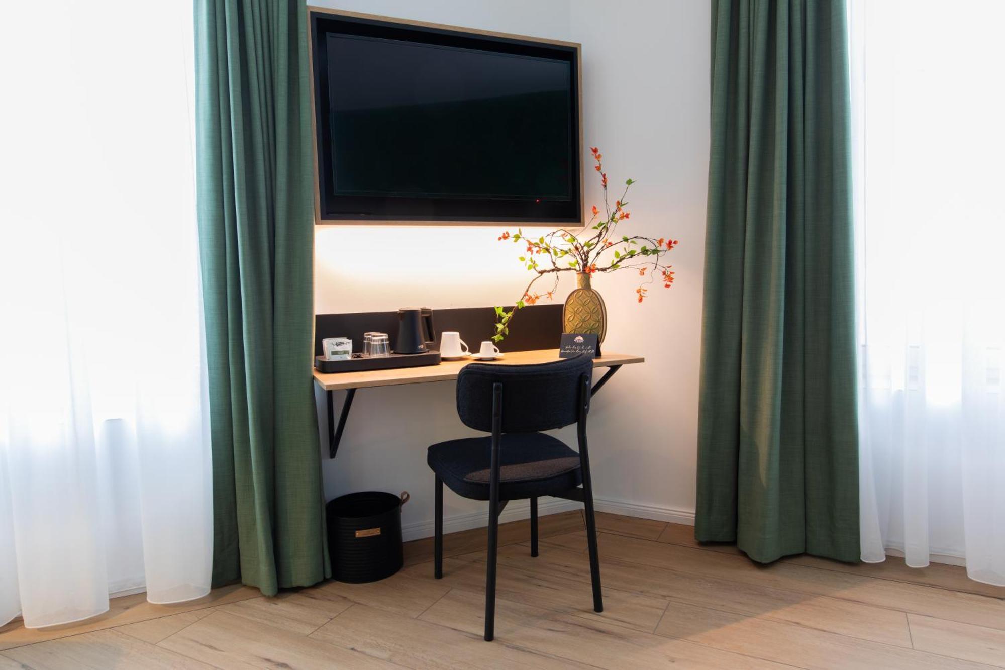 Frida Hotel & Cafe Bassum Εξωτερικό φωτογραφία