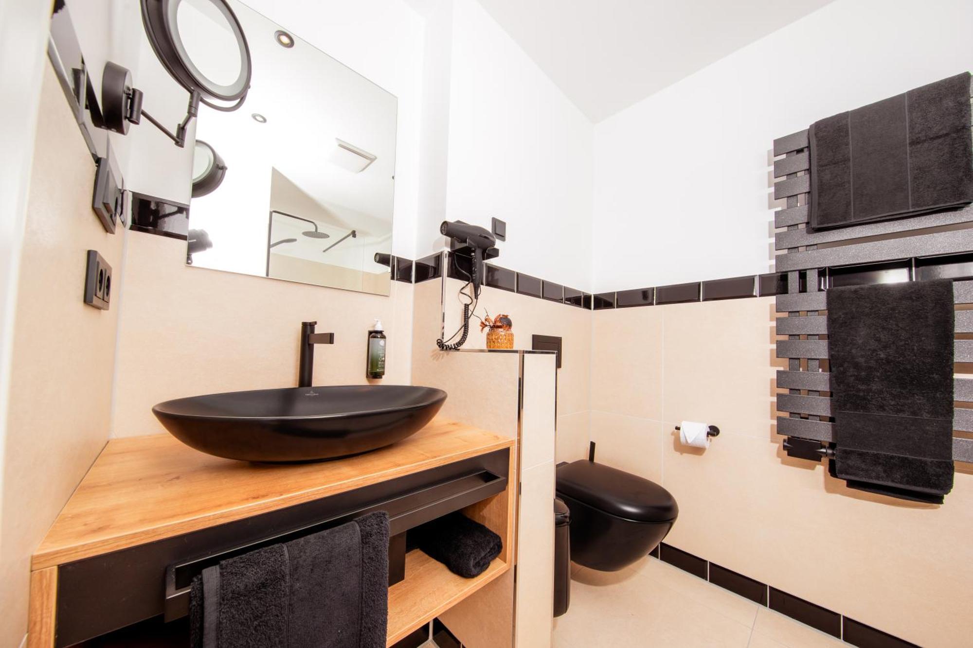 Frida Hotel & Cafe Bassum Εξωτερικό φωτογραφία