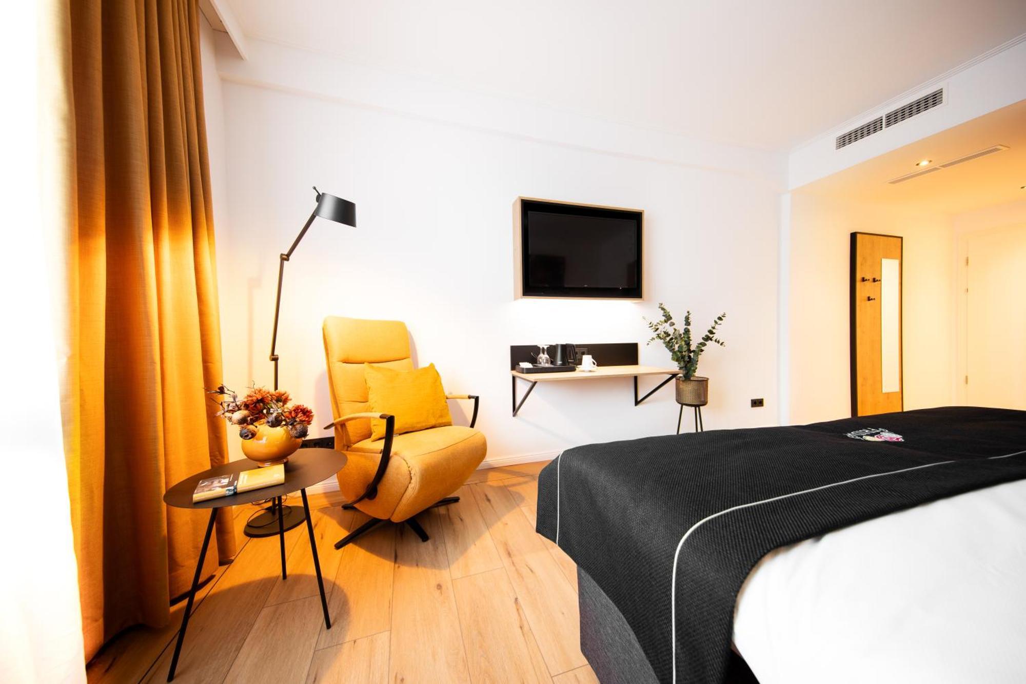 Frida Hotel & Cafe Bassum Εξωτερικό φωτογραφία