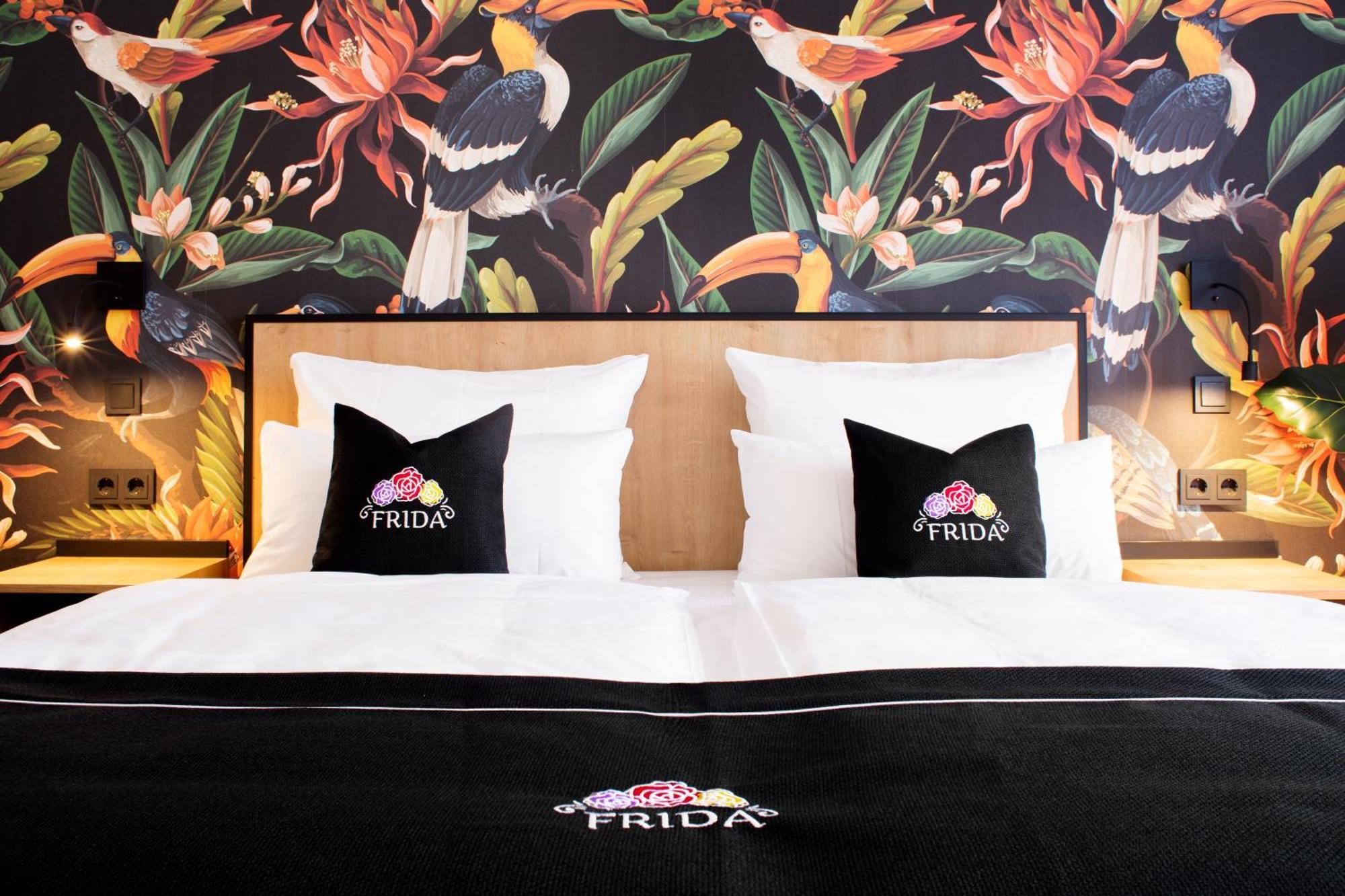 Frida Hotel & Cafe Bassum Εξωτερικό φωτογραφία